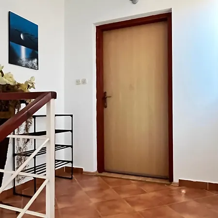 Kaja Apartment